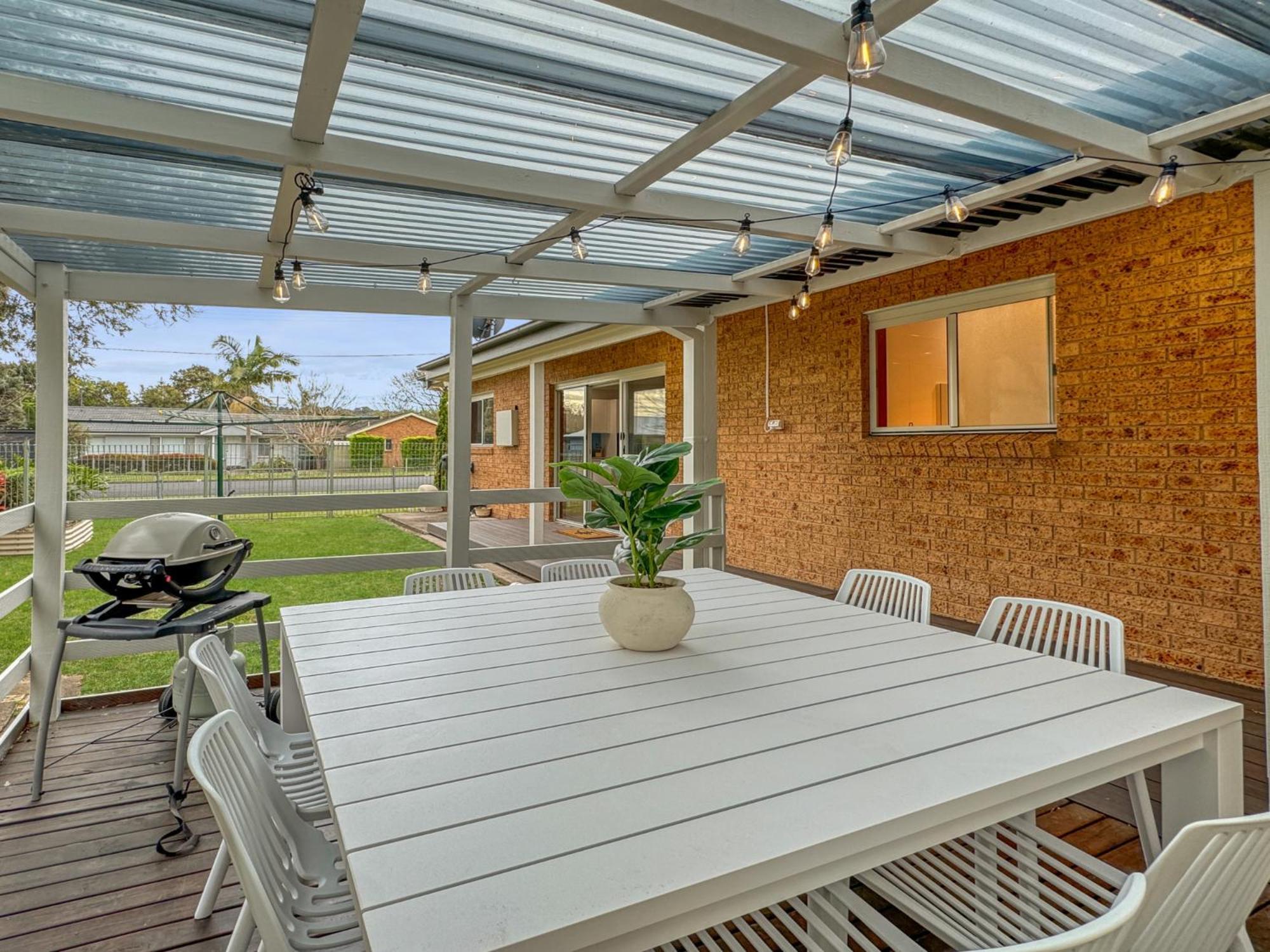 4-Bed Beach House With Garden & Alfresco Dining Tomakin Exterior foto