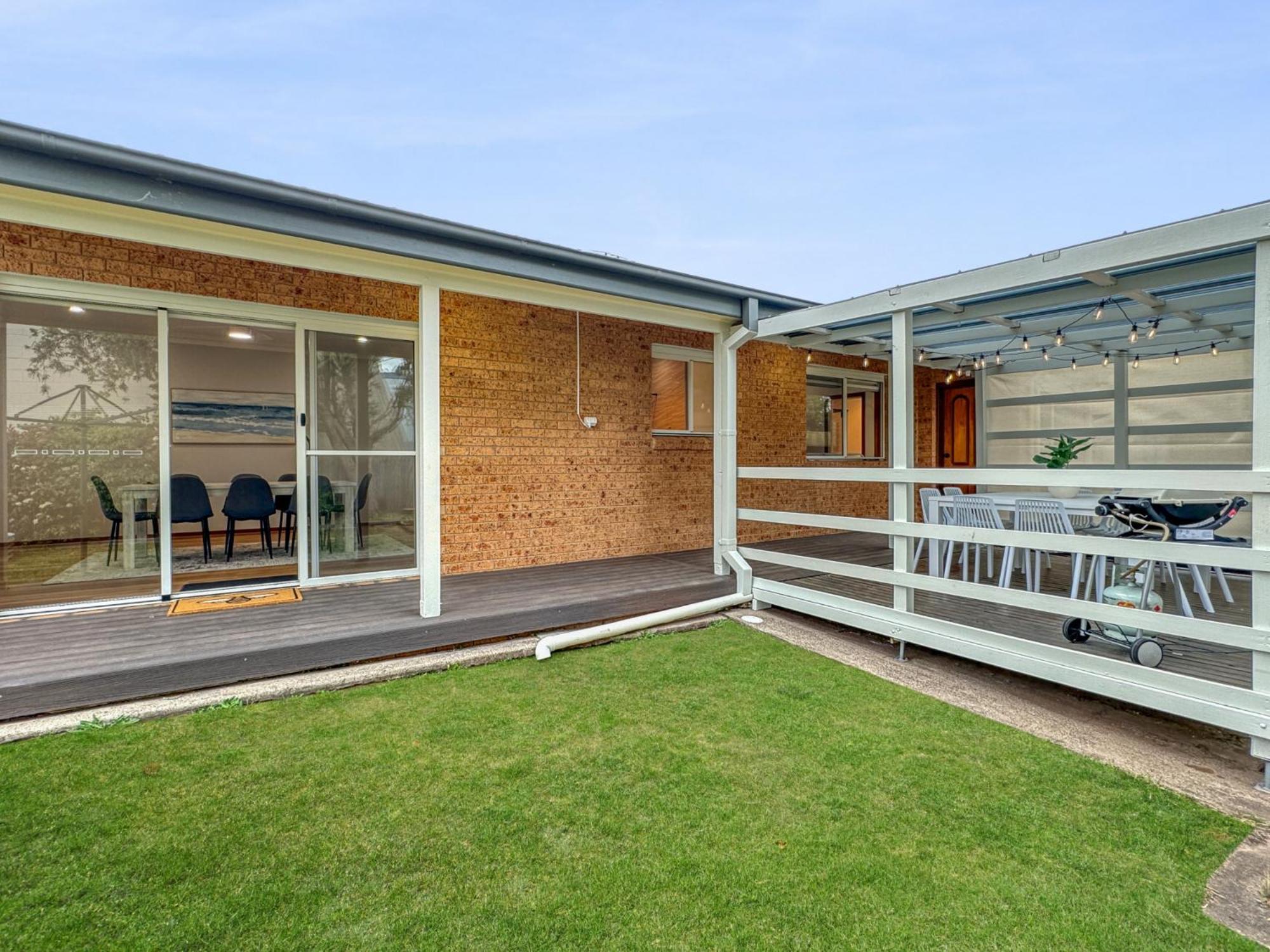 4-Bed Beach House With Garden & Alfresco Dining Tomakin Exterior foto